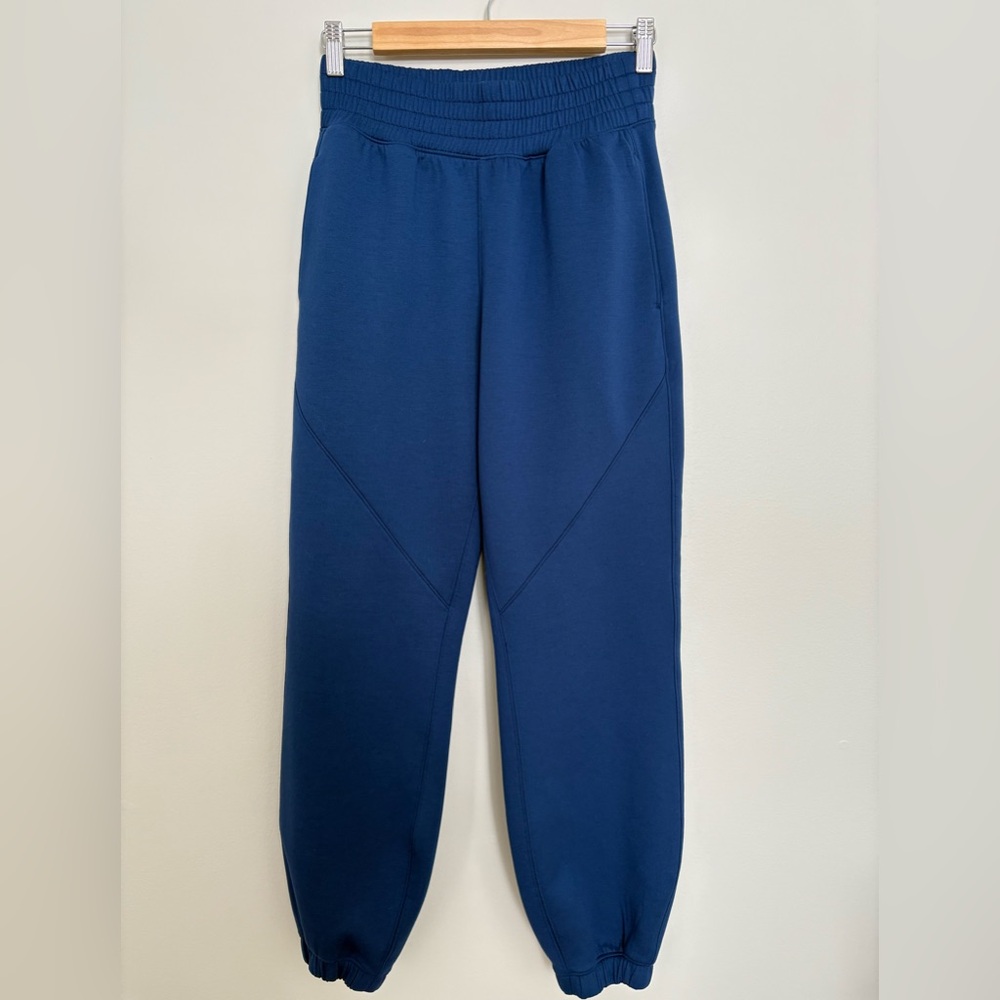 Abercrombie and Fitch neoKnit High Waisted Jogger